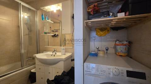 Apartamento T2 - Lugar de estacionamento - Condominio privado - Centro de Alvor
