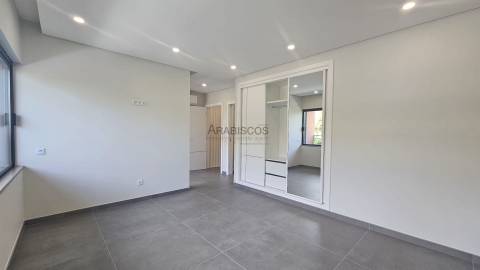 Moradia Nova - T3 - barbecue - Piscina - Portimão
