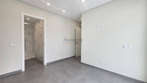 Moradia Nova - T3 - barbecue - Piscina - Portimão
