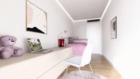 Apartamento T2+1 - Em Construção - 2 Lugares de Estacionamento - 2 Varandas - Portimão