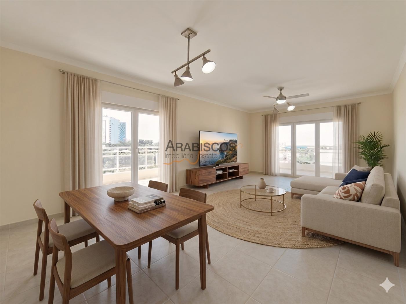 Apartamento T3 - Vista Mar - Varandas com 60 m2 - Ar Condicionado - 3 Suítes - Alvor - Algarve