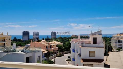 Apartamento T3 - Vista Mar - Varandas com 60 m2 - Ar Condicionado - 3 Suítes - Alvor - Algarve