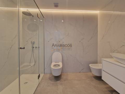 Apartamento T1 - Piscina - Ar Condicionado - Varanda -  Arrumo - Estacionamento - Portimão - Algarve