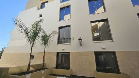 Apartamento T3 - Penthouse - Piscina - Terraço Privativo - Barbecue - Jacuzzi - Alvor