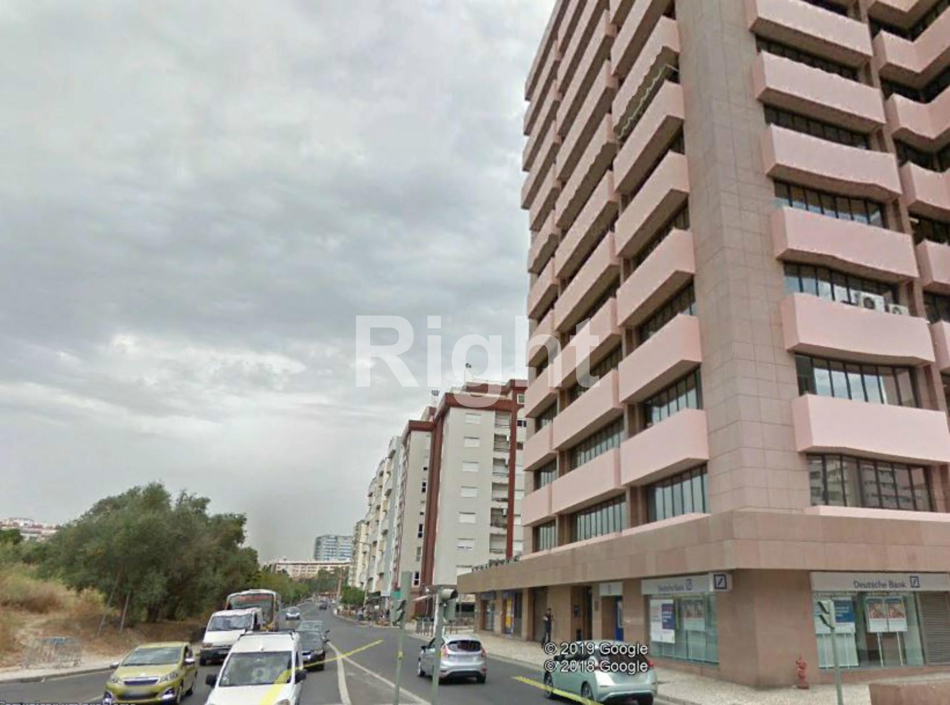 Cede-se posição contratual de cabeleireiro nas Laranjeiras