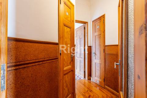 Apartamento T5 em Arroios