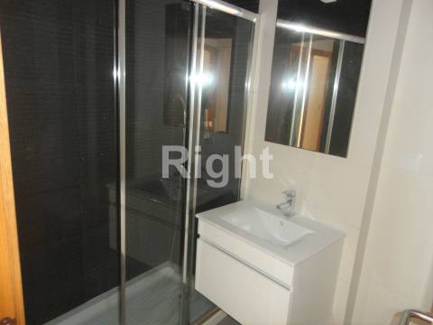 Apartamento T2 no Bairro do Rego