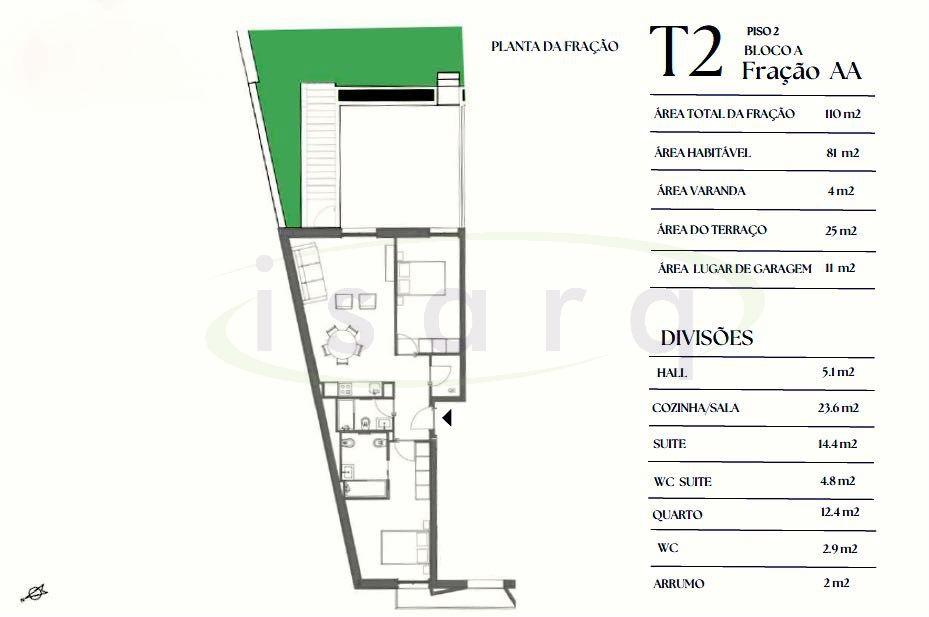Apartamento T2 com varanda e lugar de garagem em edifício com jardim.