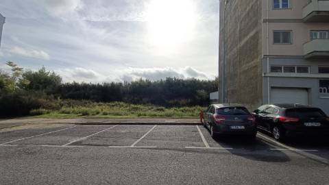 Lote de Terreno p/ Construção em Altura - Covilhã
