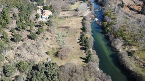 Quinta nas Margens do Rio Zêzere c/ Moradia  - Covilhã