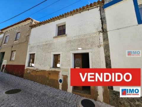 VENDIDO  - Moradia V3 com quintal - Malpica do Tejo