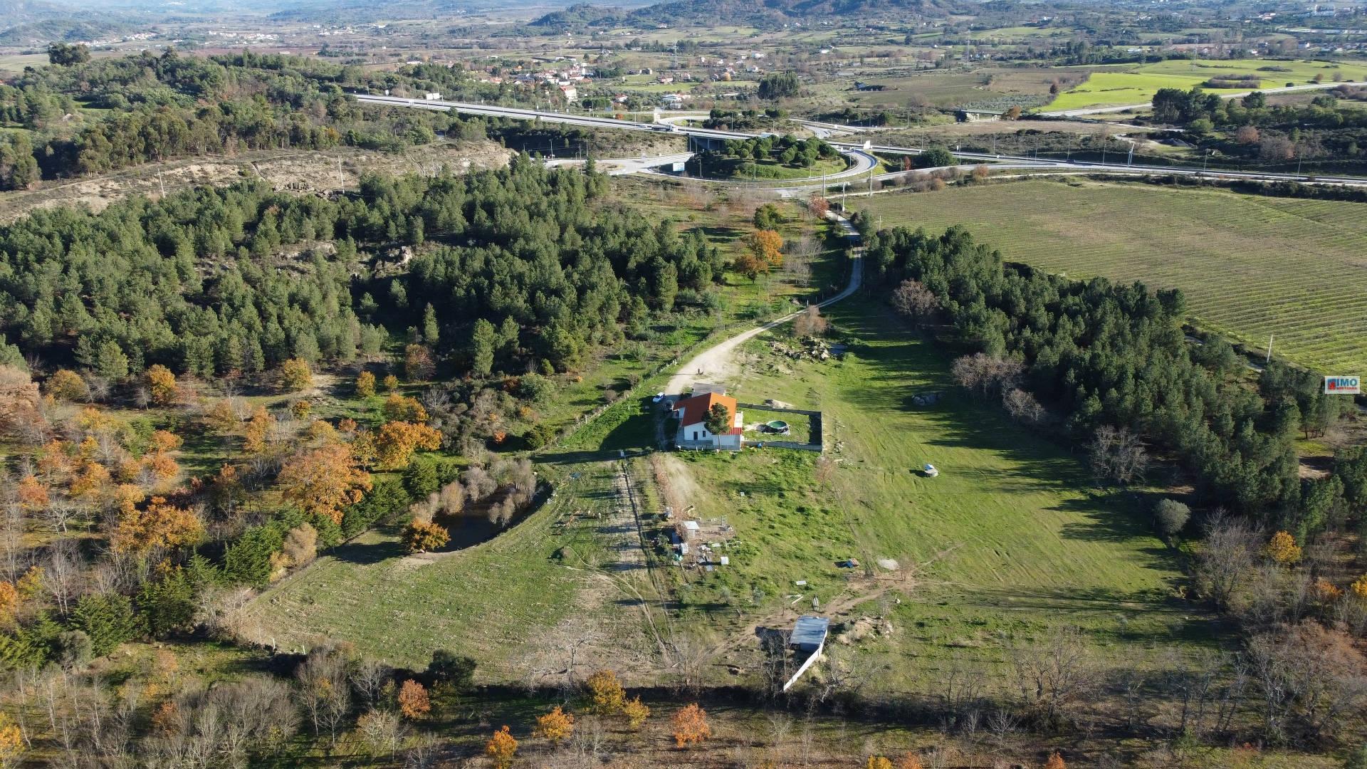 RESERVADO - Quinta c/ Moradia V3 - Malpique