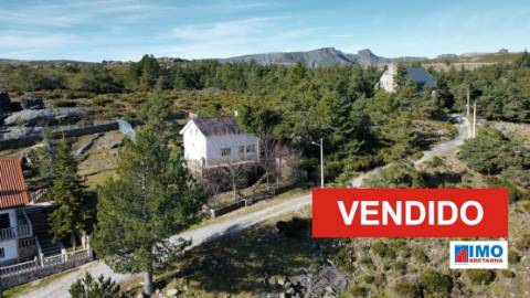 VENDIDO - Moradia V3 - Penhas da Saúde - Serra da Estrela