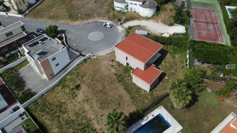 Moradia V4 em Construção - Covilhã