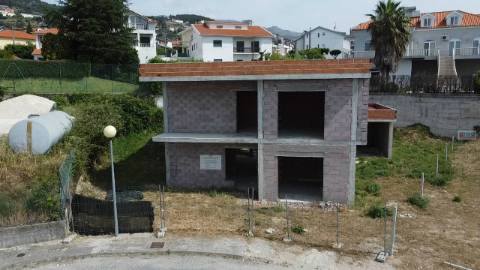 Moradia V4 em Construção - Covilhã