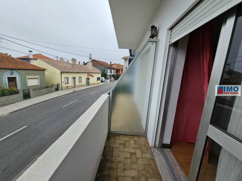 Apartamento T3, transformado em 5 quartos S. Martinho do Bispo-Coimbra com garagem fechada