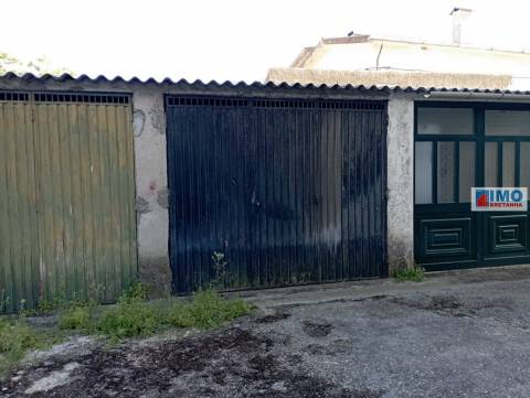 Apartamento T3, transformado em 5 quartos S. Martinho do Bispo-Coimbra com garagem fechada