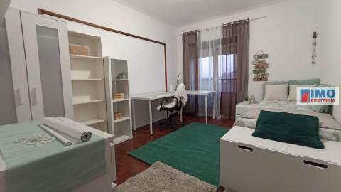 T5 na Sé Nova Coimbra  - Totalmente Mobilado e Equipado