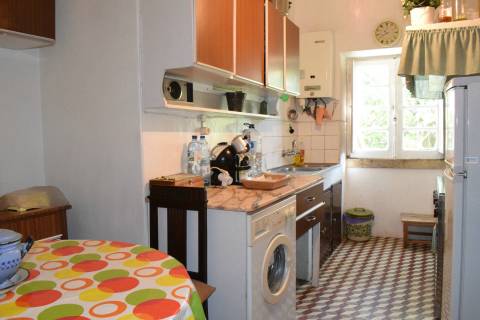 5 Moradias p/ Renovar e Terreno - Centro de Castelo Branco