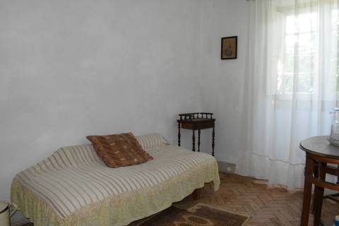 5 Moradias p/ Renovar e Terreno - Centro de Castelo Branco