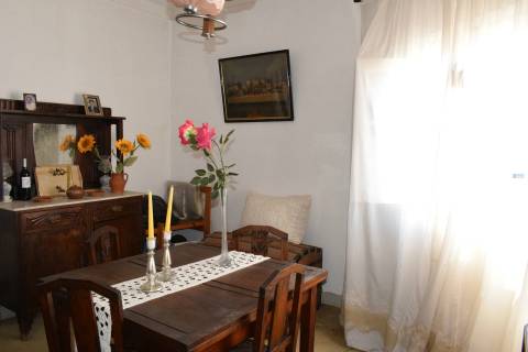 5 Moradias p/ Renovar e Terreno - Centro de Castelo Branco