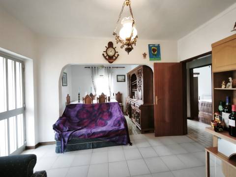 Moradia T3 - Carapinheira da Serra