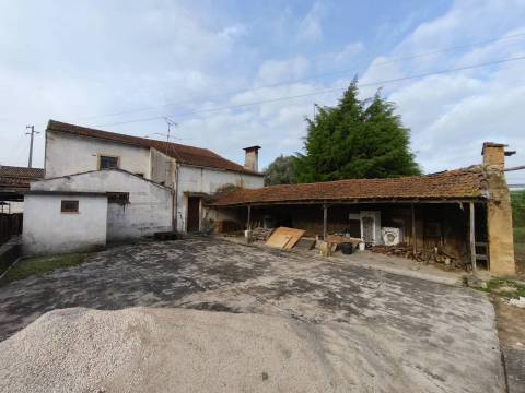 Moradia Isolada c/ Terreno - São Martinho do Bispo - Coimbra