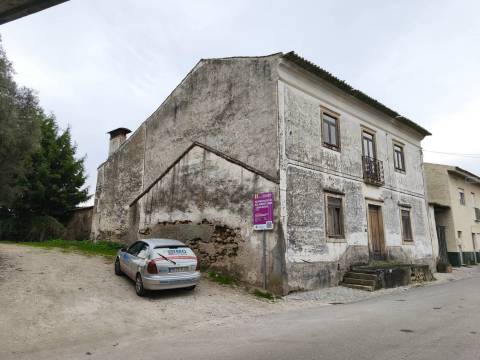 Moradia Isolada c/ Terreno - São Martinho do Bispo - Coimbra