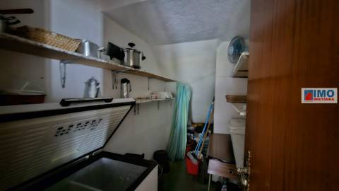 RESERVADO - Moradia T5 c/ Garagem e Logradouro - Alcains