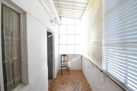 Moradia V3 c/ Garagem - p/ Renovar -  Periferia da Covilhã