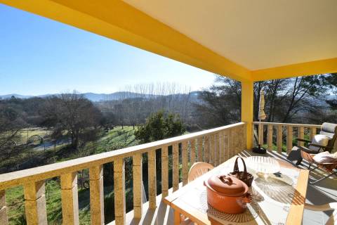 Moradia V4 c/ 6.000 m2 de Terreno  nas Margens do Zêzere - Covilhã