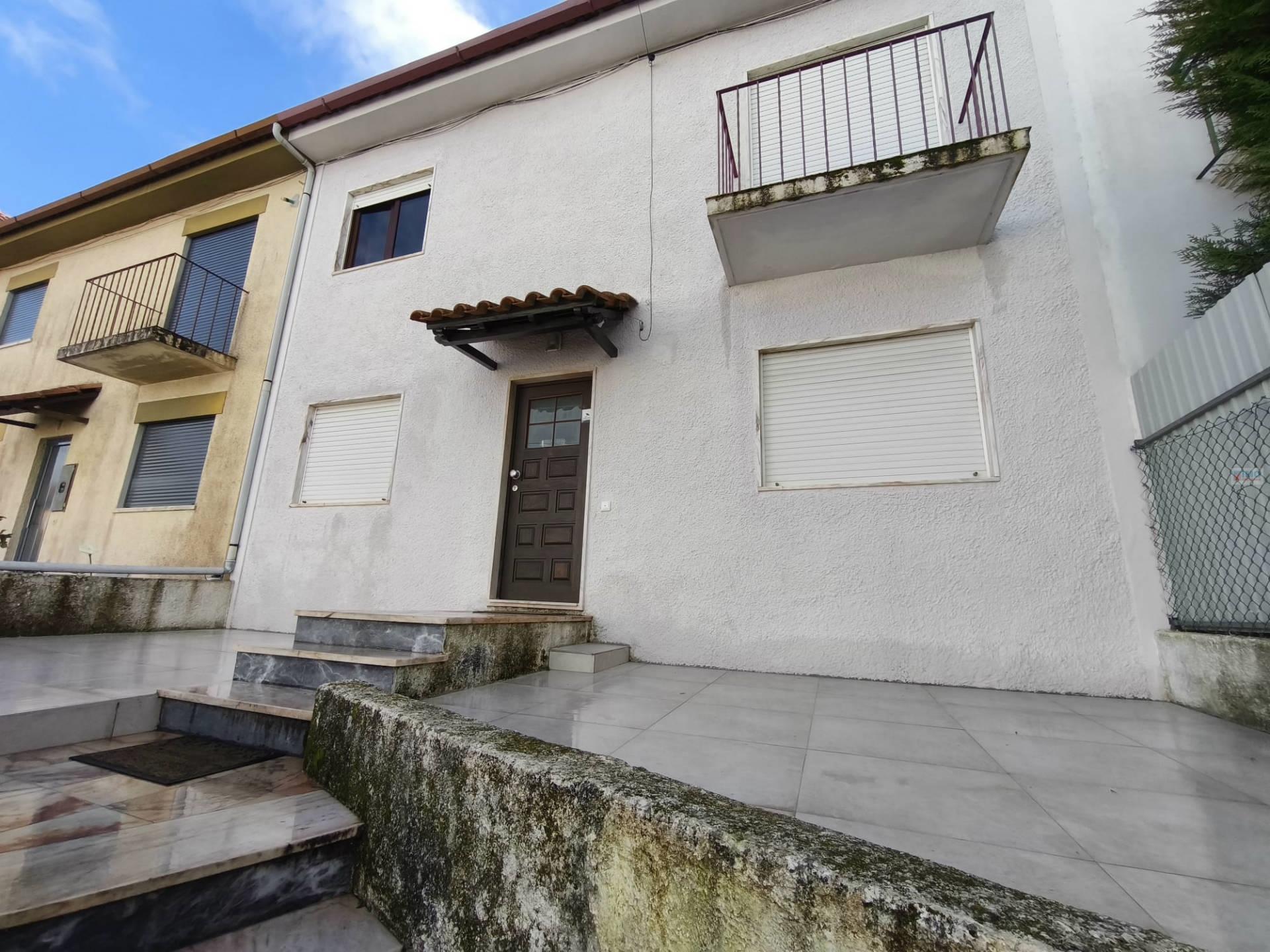 Investimento - 7,5% Rentabilidade - Moradia T10 + Studio - Santa Clara