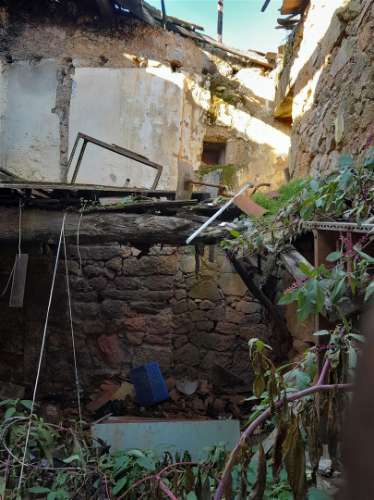 Moradia p/ Recuperar - Ferro - 10 min da Covilhã