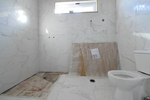 Moradia V2 Parcialmente Renovada - Dominguizo - 15 Min. Covilhã