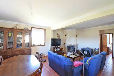Quinta com Moradia V3 e T1 - Monte Serrano - Covilhã