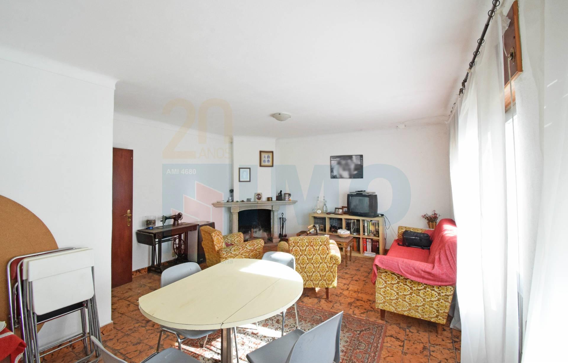 RESERVADO - Moradia V3 c/ Garagem - Pero Viseu - 15 do Fundão e Covilhã