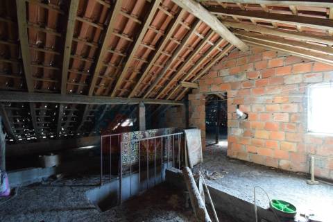 RESERVADO - Moradia V3 c/ Garagem - Pero Viseu - 15 do Fundão e Covilhã