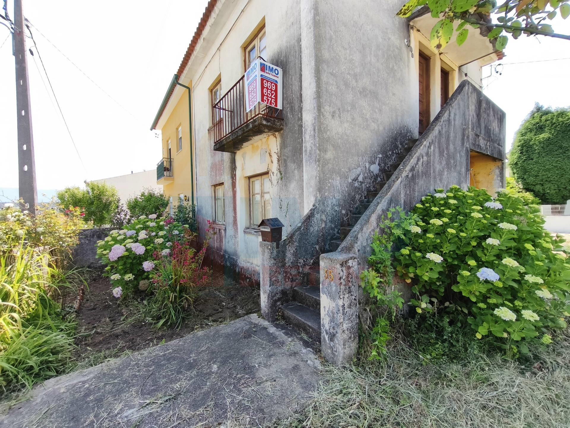 Moradia c/ 2 Apart. T2  - Pampilhosa - 15 min. do Centro de Coimbra