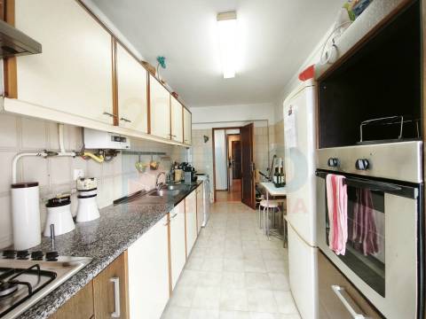 Apartamento T3 - São Martinho do Bispo - Hosp. Covões