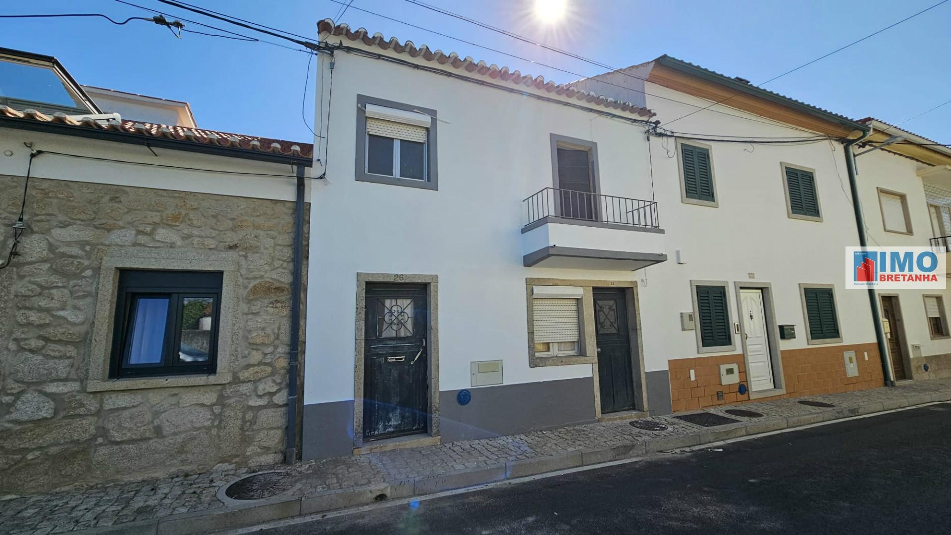 Moradia T4 com possibilidade de fazer 2 T2 Alcains