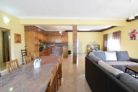 Moradia V3 - c/ Dois Apartamentos - Caria - 20 min da Covilhã