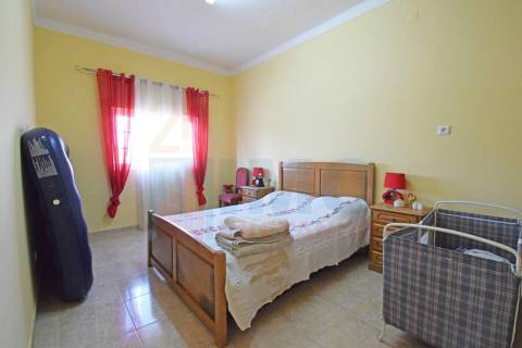 Moradia V3 - c/ Dois Apartamentos - Caria - 20 min da Covilhã