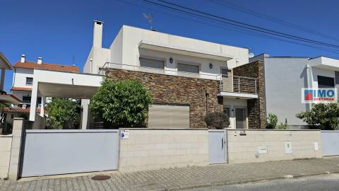 Moradia V5 isolada -  Quinta da Pipa - Castelo Branco