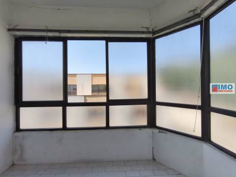 Apartamento T2 - Junto aos Terraços do Rio - Coimbra