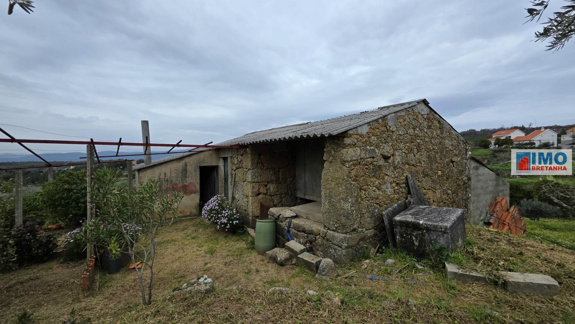 Quinta - São Vicente da Beira c/ vistas fantásticas e 7280m2