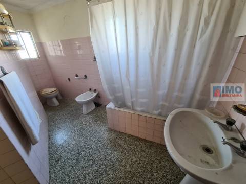 Moradia V3 em Póvoa do Rio de Moinhos