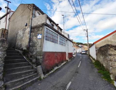 Moradia p/ Recuperar - Pousadinha - Covilhã