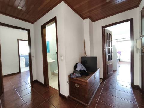 T3 Duplex c/ Garagem - perto do Hospital dos Covões