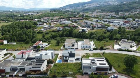 Lote de Terreno - Qtª Ponte Terra