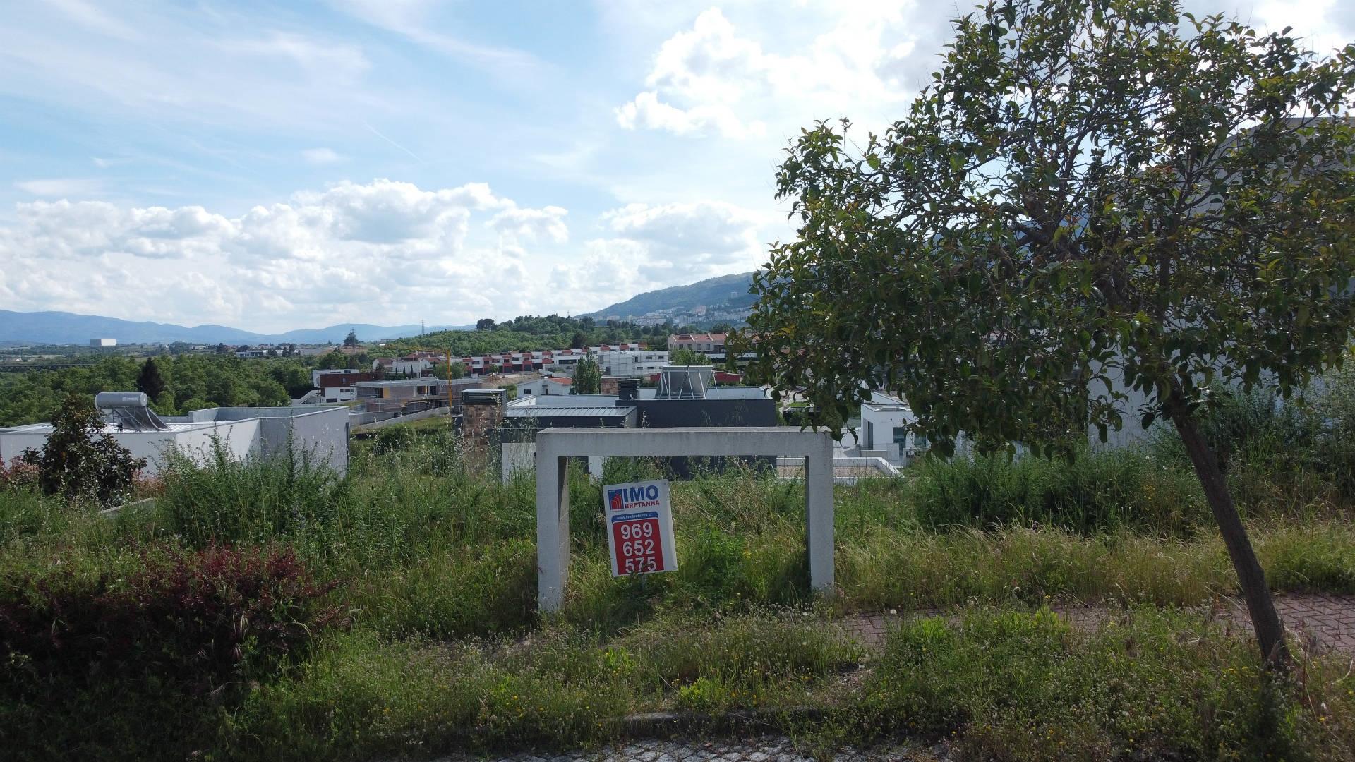 Lote de Terreno - Qtª Ponte Terra